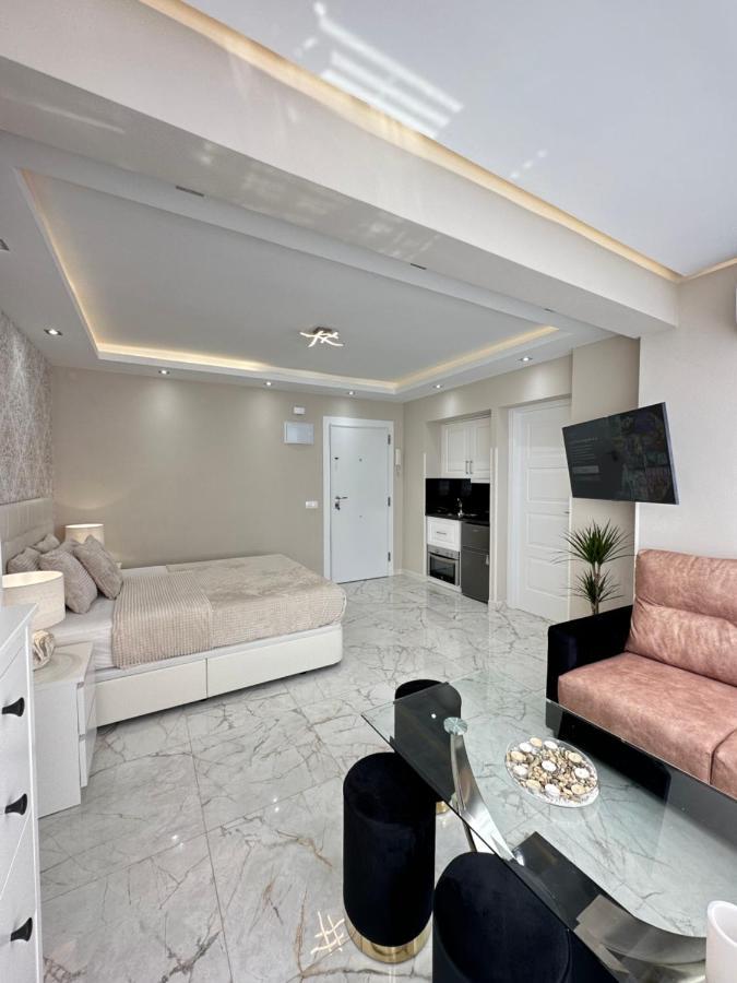 Holiday & Relax - Appartament Center Torremolinos Bagian luar foto