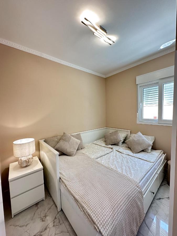Holiday & Relax - Appartament Center Torremolinos Bagian luar foto